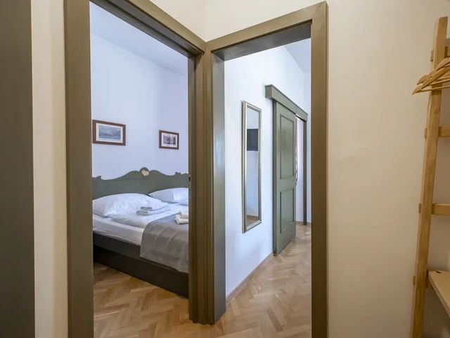 1 Bedroom, Apartment, Queen and Twin Beds, Apartment House Berghi Ii 8/10