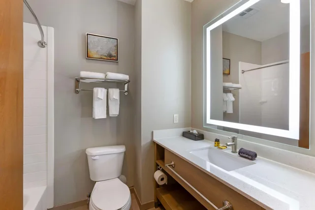 غرفة، Best Western Plus Safford 6/8