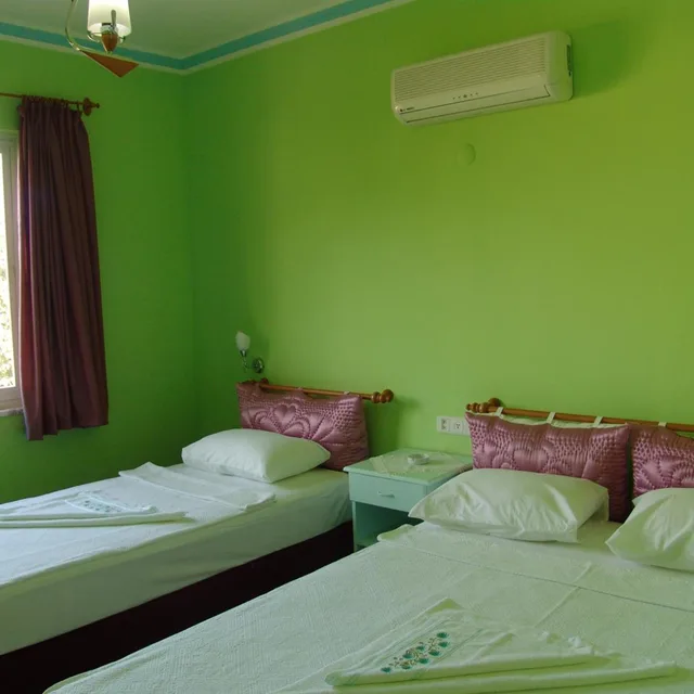 غرفة ثلاثية، Mandal Inn Hotel 1/9