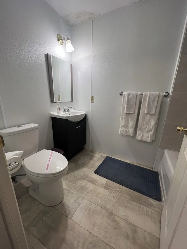 غرفة عائلية بسريرين مزدوجين، Tulip Motel 7/7