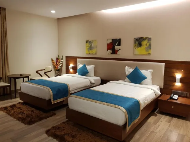 غرفة ديلوكس، M Crown Hotel 1/3