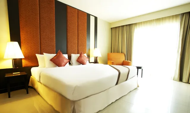 Deluxe Room, Intimate Hotel 9/10