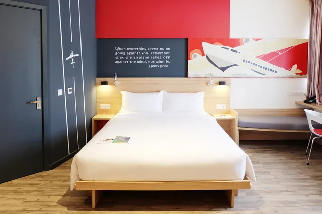 غرفة عائلية بسرير بطابقين وسرير كوين، Ibis Saigon Airport 1/9