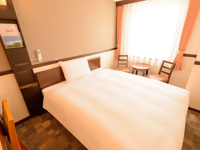 غرفة ديلوكس مفردة بسرير كوين، Toyoko Inn Hospital Inn Dokkyo Medical University 1/2