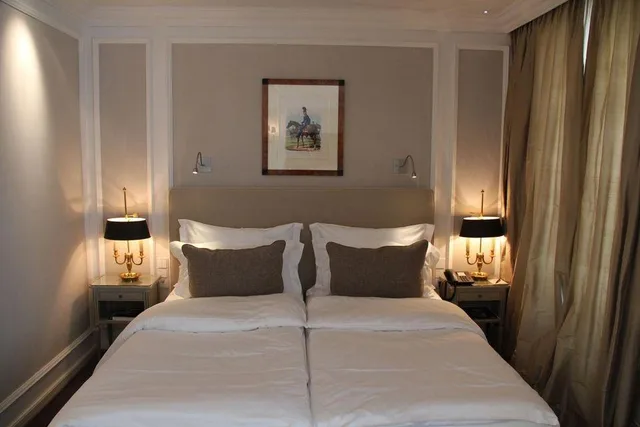 غرفة كلاسيكية بسرير كينج، Munchen Palace 1/1