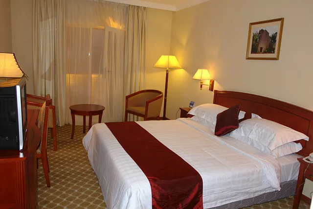 غرفة ديلوكس مفردة بسرير كينج، Dreamliner Hotel 1/1