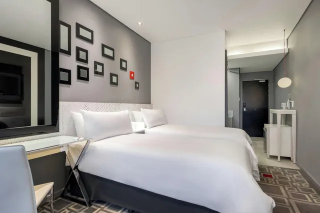 غرفة قياسية بسريرين منفصلين، Protea Hotel Fire And Ice Menlyn 6/10