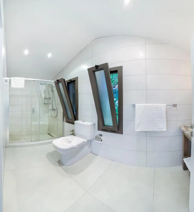 Executive, Suite, Golden Key Bordubet 2/2
