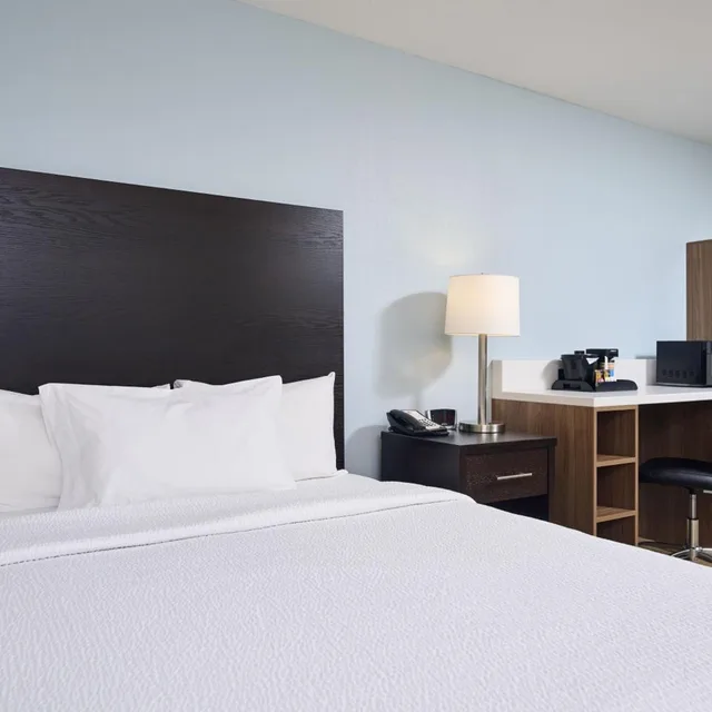 غرفة ديلوكس، Canad Inns Destination Centre Windsor Park 3/6