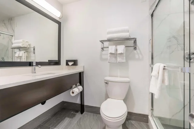 جناح بسرير كينج، Best Western Inn Of Vancouver 3/3
