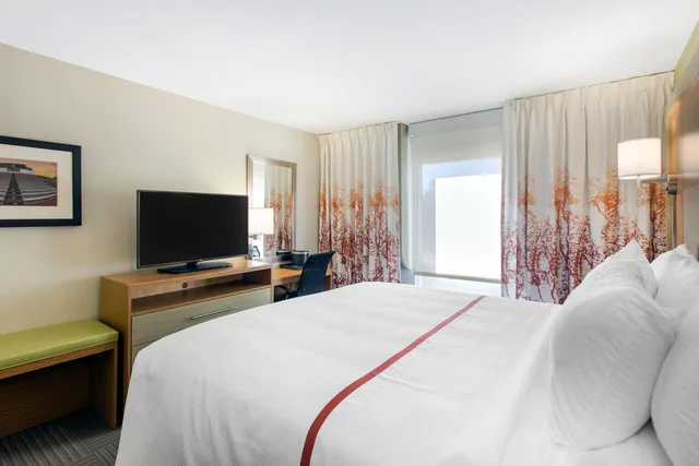 غرفة بسرير مزدوج، Gallus Stadium Park Inn, an Ascend Collection Hotel 2/5