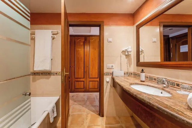 Standard, Double Bed, Pool View, Terrace, Valentin Star Menorca - Adults Only 9/10