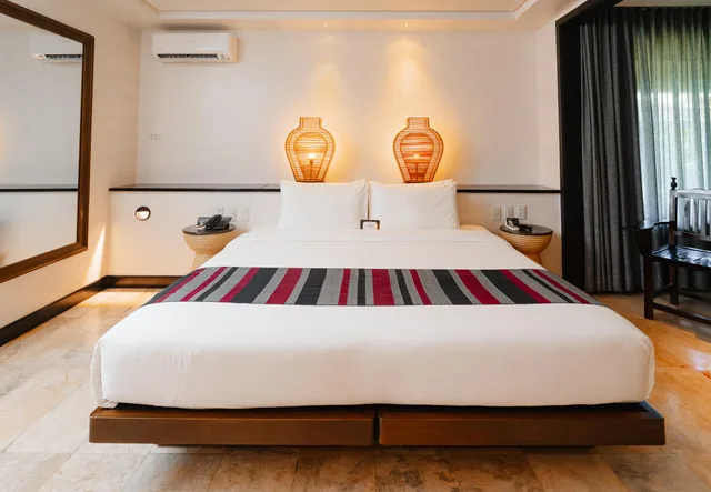 Villa Suite، The Henry Resort Dumaguete 1/2