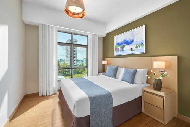 شقة تنفيذية بسرير كينج وسرير كوين وسريرين منفصلين بـ3 غرف نوم، Somerset Ho Chi Minh 5/20