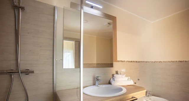 Junior Suite, Studio, Double or Twin Bed، Tonicello Resort Spa 7/9