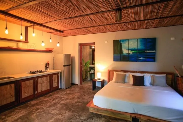 Design, Studio, King Bed, Beach Side, Kitchen, Lua Villas 1/4