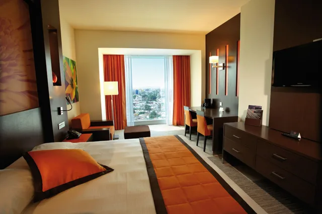 Deluxe King - DLK، Riu Plaza Guadalajara 3/8