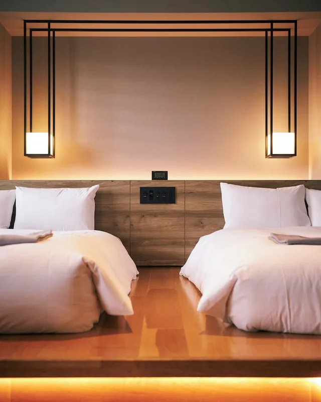 غرفة ديلوكس بسريرين مزدوجين مع أريكة، HOTEL ANDROOMS SHIN-OSAKA 3/5