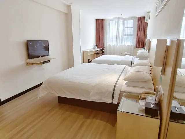غرفة عائلية، City Comfort Inn Liuzhou 1/1