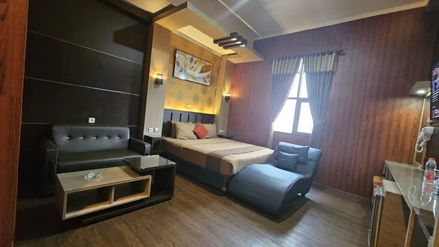 جناح للمدخنين، HOTEL MUKTI JAYA 1/1