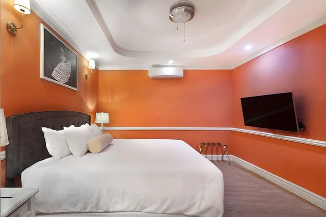 Heritage, Mia, Colonial, King Bed، Hotel La Perla 2/6