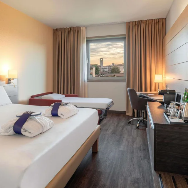 غرفة تنفيذية بسرير مزدوج مع أريكة، NOVOTEL BRESCIA 2 3/10