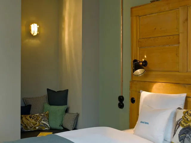 غرفة كبيرة، 25Hours Hotel Altes Hafenamt 5/8