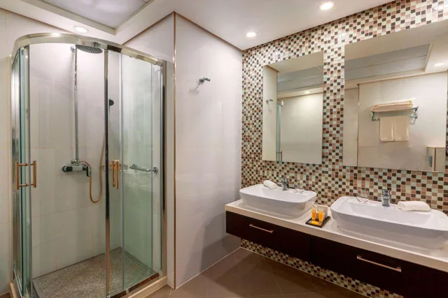 Superior, Smoking, Ramada Hotel & Suites by Wyndham Amwaj Islands Manama 7/7