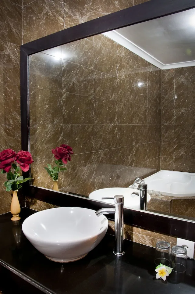 جناح عائلي بسريرين كوين بإطلالة على المسبح، SINDHU MERTHA SUITE 7/9