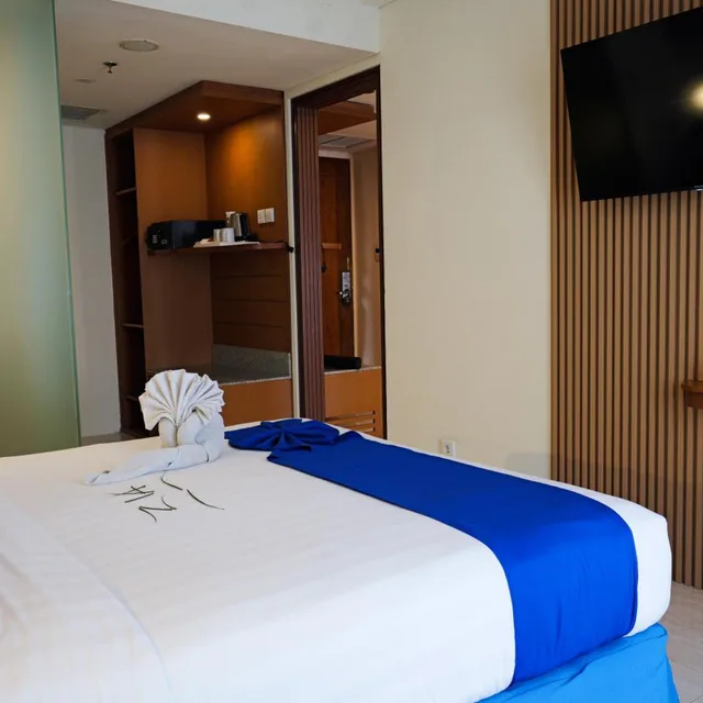 جناح، Zia Hotel Kuta 2/2