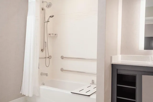 جناح لذوي الإعاقة، Residence Inn by Marriott Loma Linda Redlands 4/5