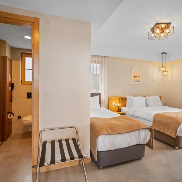 غرفة قياسية ثلاثية، Zeyt Inn Hotel 2/10