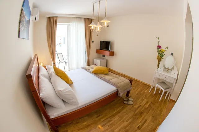 1 Bedroom, Coral, Deluxe, Queen Bed، Villa Dieden 2/6
