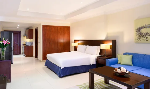 2 Bedrooms, Classic, Suite, Sedra Arjaan by Rotana 2/3