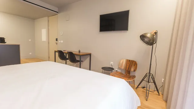 استوديو بسرير كينج بشرفة، Braga Heritage Lofts 3/4
