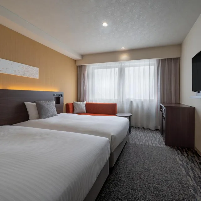 غرفة بسريرين منفصلين، Hotel VISTA Matsuyama 1/10