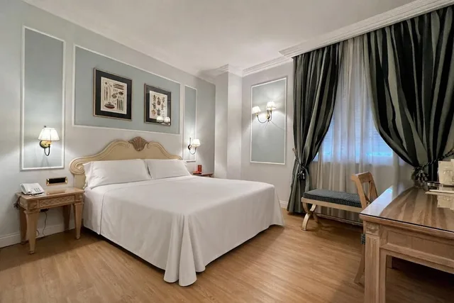 غرفة سوبيريور بسرير مزدوج، Palazzo Alabardieri 2/10