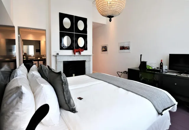 Art, Deluxe, Villa, Double Bed, Patio، Dysart Boutique Hotel 1/1