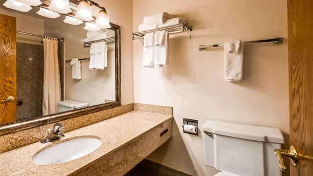 جناح بسرير كوين، Best Western Kodiak Inn 5/6