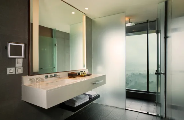 غرفة كلاسيكية بسرير كينج، INTERCONTINENTAL BANDUNG DAGO PAKAR 3/3
