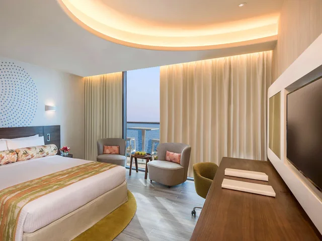 Deluxe, King Bed, Partial Palm Sea View, Balcony، The Retreat Palm Hotel Dubai - MGallery Collection 9/10
