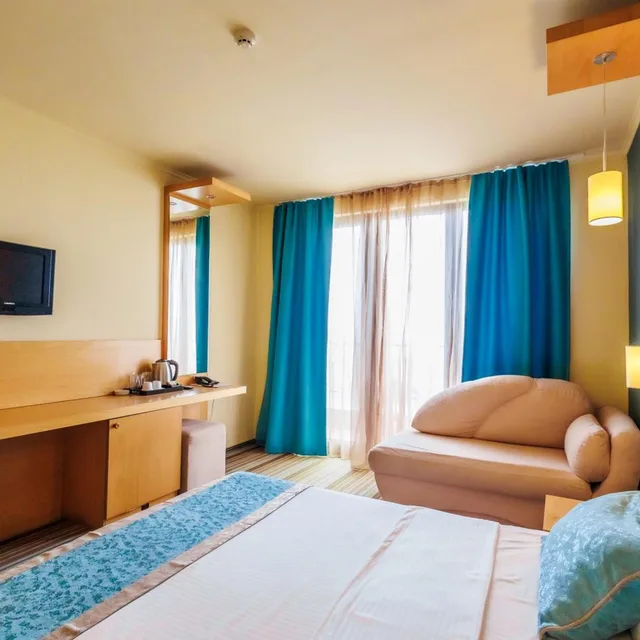غرفة بسرير مزدوج أو سريرين منفصلين بشرفة، Mirage Hotel 5/10