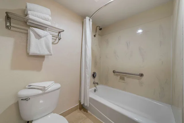 Room, King Bed, Sofa, Large, Best Western Plus Northwoods Inn 5/6