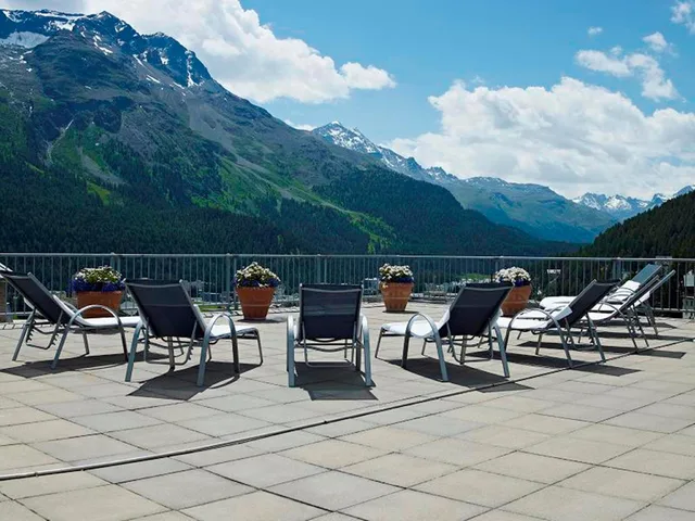 غرفة كلاسيكية مفردة بسرير مزدوج، Crystal St Moritz 1/1