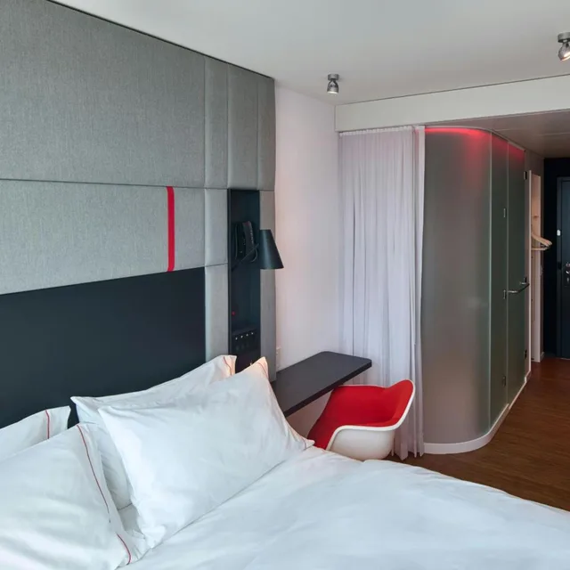 غرفة بسرير كينج بإطلالة، citizenM Boston Back Bay 2/7