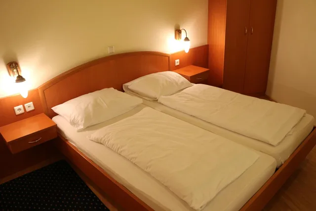 غرفة بسرير كينج، Suite Hotel 900 M Zur Oper 3/10