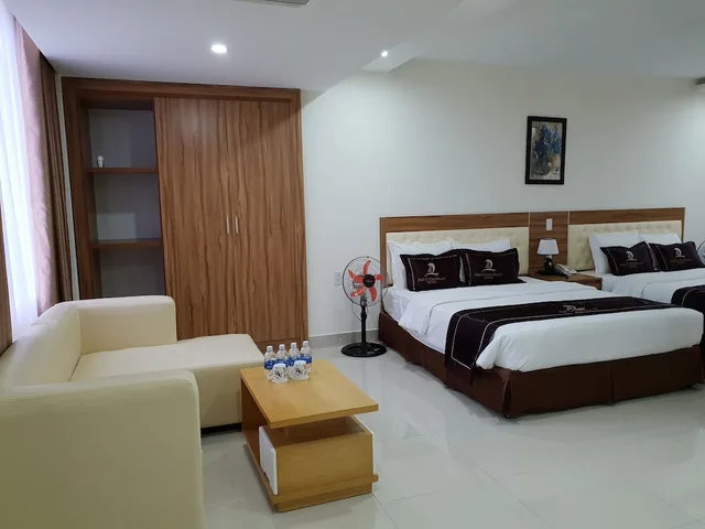غرفة متصلة بسريرين مزدوجين وسريرين مزدوجين، Phu Cuong Beach Hotel 4/7