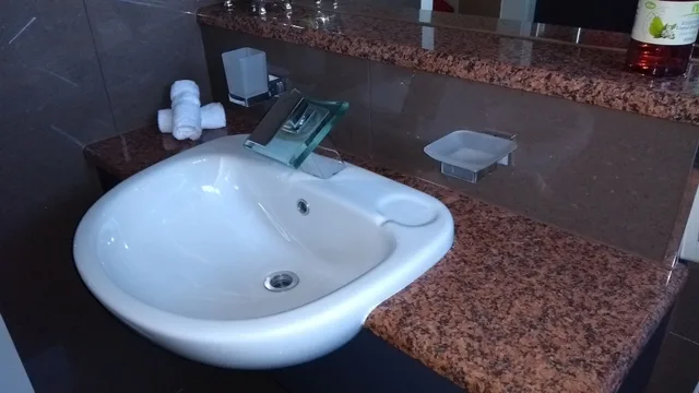 شقة أساسية بسرير كوين وسريرين منفصلين بغرفتي نوم، Diamond Island Resort 2/2