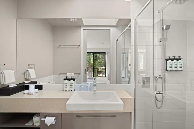 2 Bedrooms, Apartment, Queen and Twin Beds, The Sebel Creswick Forest Resort 18/20