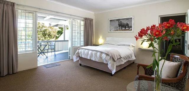 1 Bedroom, Deluxe, Queen Bed, South Villa Guesthouse 3/4